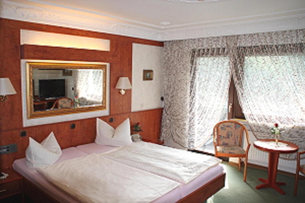 Hotel Kempenhof Lügde Екстериор снимка
